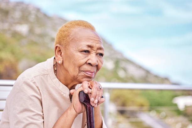 10 Early Signs of Dementia in Your Aging Parent 10 early signs of dementia in your aging parent