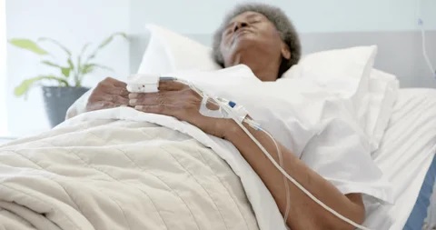 Signs of Dehydration in Elderly and Bedridden Patients: What Caregivers Should Know signs of dehydration in elderly and bedridden patients